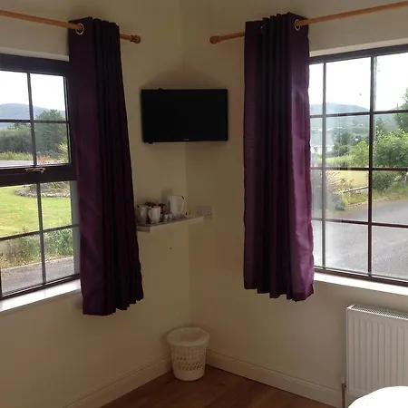 Auntie B's Bed and breakfast Ardara
